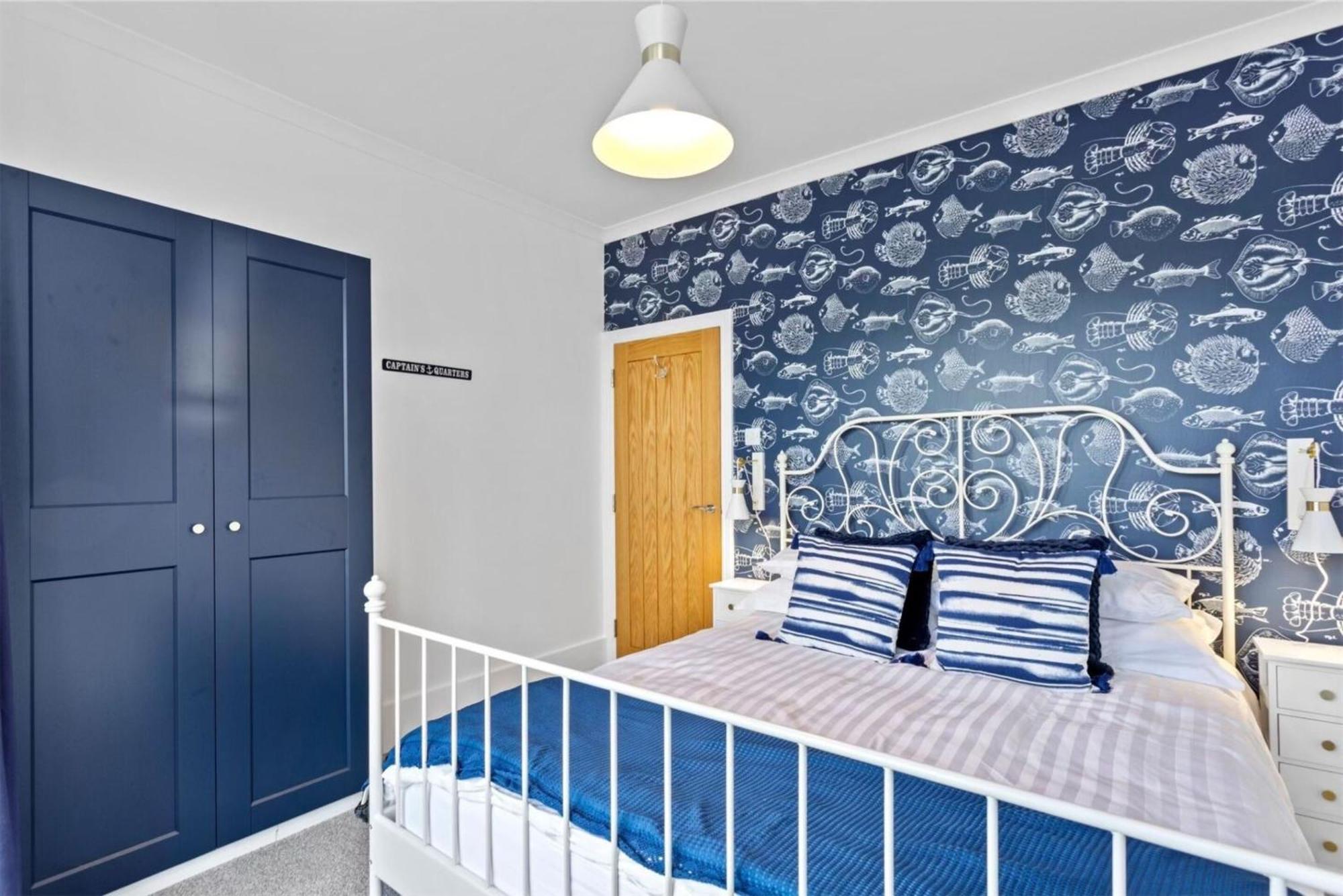 Apartment Captain's Quarters *